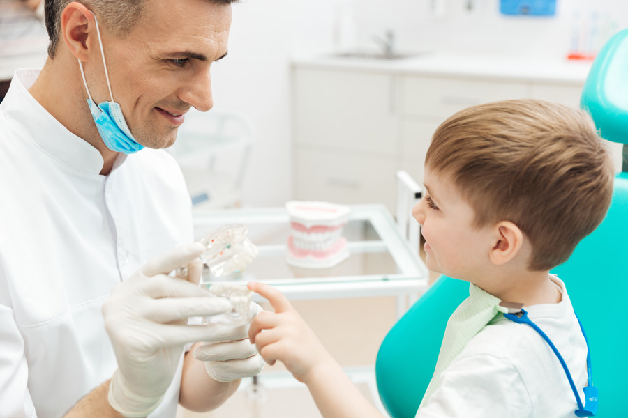 Visitar el dentista desde bebe